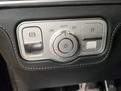 Mercedes-Benz GLS-Class 2024, 11000 км, за 154066.12 USD - фото 12