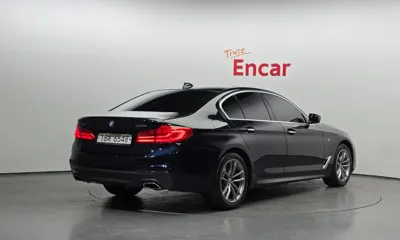 BMW 5-Series 2018, 82038 км, за 16279.21 USD