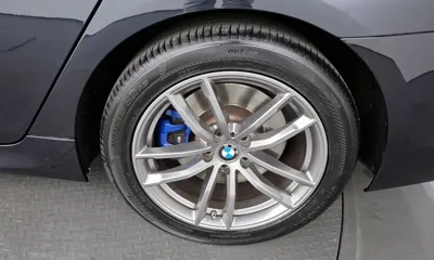 BMW 5-Series 2018, 82038 км, за 16279.21 USD