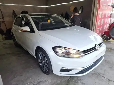 Volkswagen Golf 2020, 31800 км, за 9902.69 USD