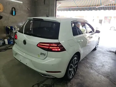 Volkswagen Golf 2020, 31800 км, за 9916.15 USD - фото 7