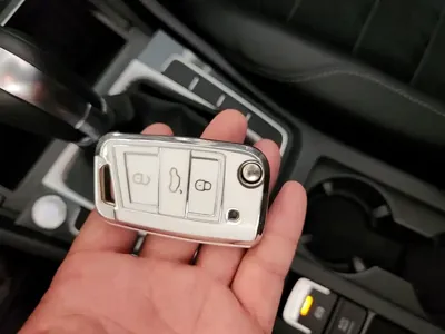 Volkswagen Golf 2020, 31800 км, за 9916.15 USD - фото 9
