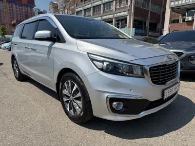 Kia Canival 2016, 155377 км, за 5382.7 USD