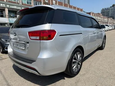 Kia Canival 2016, 155377 км, за 5382.7 USD