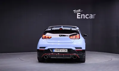 Hyundai Veloster 2023, 50557 км, за 14301.5 USD