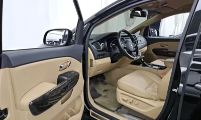 Kia Canival 2019, 138156 км, за 12202.97 USD - фото 10