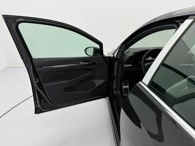 Volkswagen Golf 2024, 100 км, за 21715.53 USD - фото 22