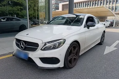 Mercedes-Benz C-Class · 2018 год