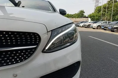 Mercedes-Benz C-Class 2018, 55800 км, за 21847 USD - фото 8