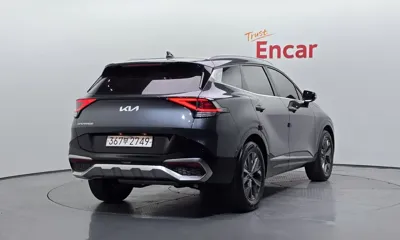 Kia Sportage 2022, 111037 км, за 13913.17 USD