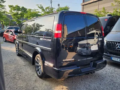 Chevrolet Express Van 2019, 58110 км, за 29210.98 USD