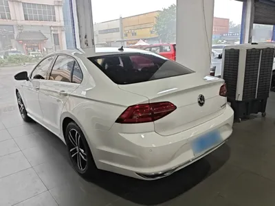 Volkswagen Lamando