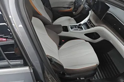 BYD Song Pro New Energy 2022, 59600 км, за 11255 USD - фото 19