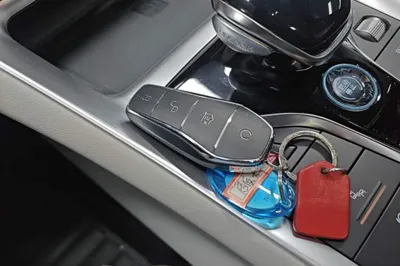 BYD Song Pro New Energy 2022, 59600 км, за 11255 USD - фото 23
