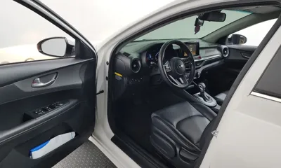 Kia K3 2020, 154947 км, за 5724.7 USD - фото 10