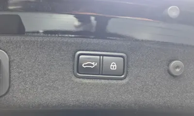 Genesis G70 2020, 158303 км, за 10986.15 USD - фото 36