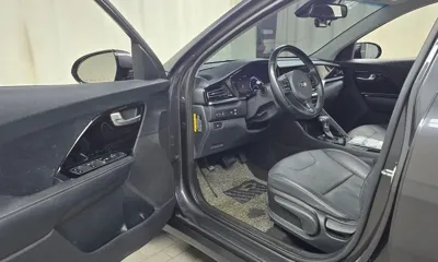 Kia Niro 2021, 72306 км, за 10906.94 USD - фото 10