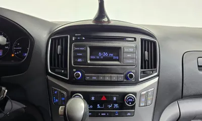 Hyundai Starex 2016, 111622 км, за 8861.76 USD - фото 13