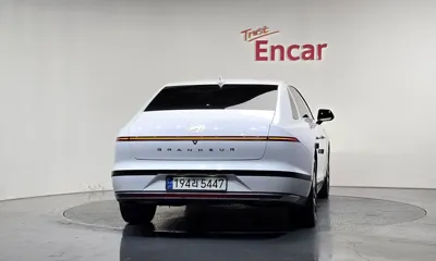 Hyundai Grandeur 2024, 62174 км, за 20875.64 USD