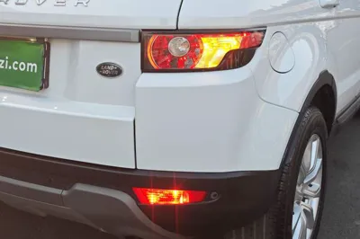 Land Rover Range Rover Evoque 2015, 82700 км, за 10488 USD - фото 9