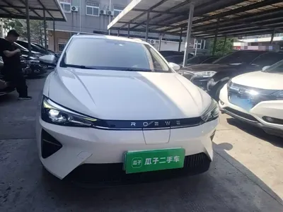 Roewe ei5 2022, 89100 км, за 8531.13 USD