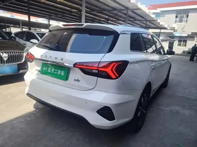 Roewe ei5 2022, 89100 км, за 8531.13 USD
