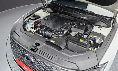Hyundai Grandeur 2022, 64900 км, за 16410.66 USD - фото 6