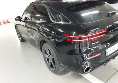 Genesis GV70 2023, 57819 км, за 5949.24 USD - фото 9