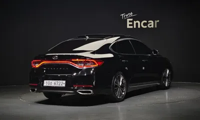 Hyundai Grandeur 2018, 126907 км, за 9787.17 USD