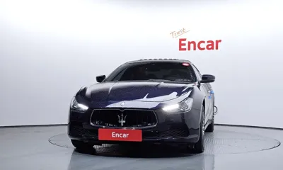 Maserati Ghibli 2017, 66848 км, за 10397.34 USD
