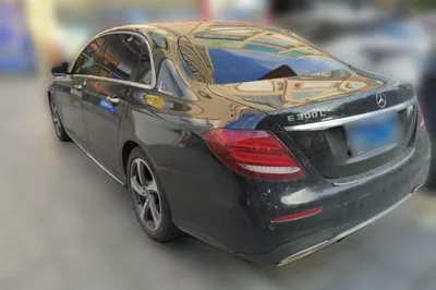 Mercedes-Benz E-Class 2019, 148400 км, за 27199 USD