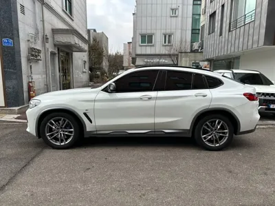 BMW X4 2021, 93500 км, за 21662.07 USD