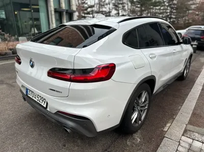 BMW X4 2021, 93500 км, за 21662.07 USD