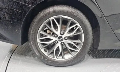 Kia K5 2023, 59037 км, за 12815.52 USD
