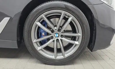 BMW 5-Series 2018, 56460 км, за 20752.03 USD - фото 21