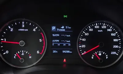 Kia Stonic 2018, 94286 км, за 5655.59 USD - фото 8