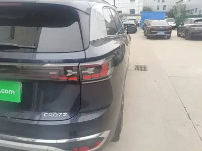 Volkswagen ID.6 Crozz 2022, 68700 км, за 18584.1 USD - фото 8