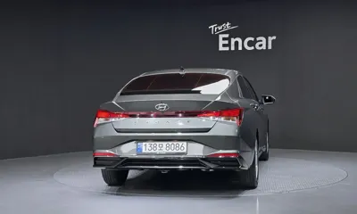 Hyundai Avante 2021, 47802 км, за 10994.02 USD