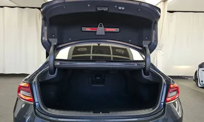 Hyundai Grandeur 2018, 152397 км, за 8139.69 USD - фото 20