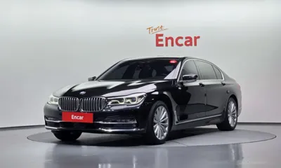 BMW 7-Series · 2016 год