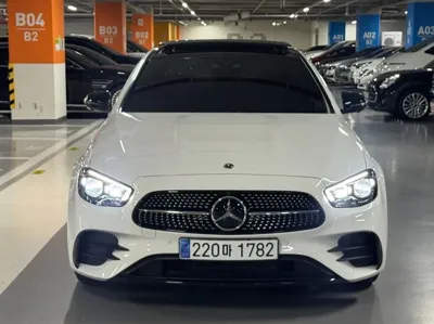 Mercedes-Benz E-Class 2023, 27904 км, за 35960.93 USD