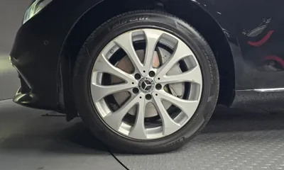 Mercedes-Benz E-Class 2018, 86465 км, за 14769.59 USD
