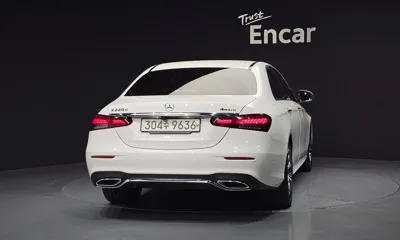 Mercedes-Benz E-Class 2021, 85689 км, за 24160.51 USD
