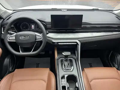 Geely Vision X6 2022, 36000 км, за 10594.75 USD - фото 9