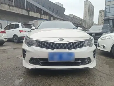 Kia K5 2016, 116900 км, за 4116.9 USD