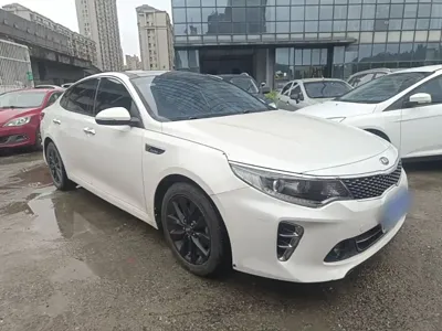 Kia K5 2016, 116900 км, за 4116.9 USD
