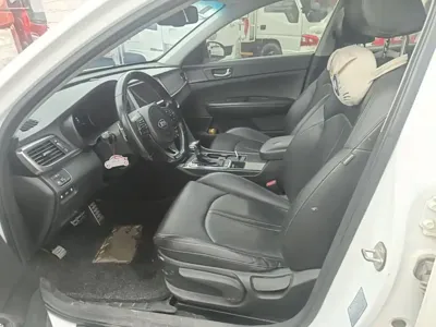 Kia K5 2016, 116900 км, за 4116.9 USD - фото 15