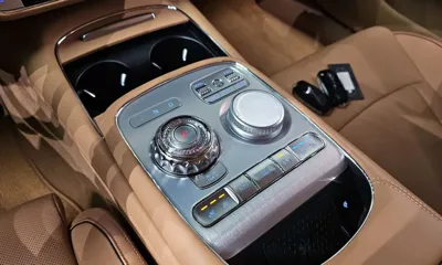 Genesis G90 2023, 41798 км, за 49115.32 USD - фото 9