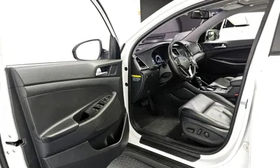 Hyundai Tucson 2016, 137732 км, за 7875.72 USD - фото 11