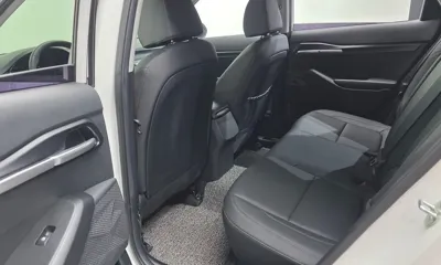 Kia Seltos 2022, 44846 км, за 12669.03 USD - фото 29